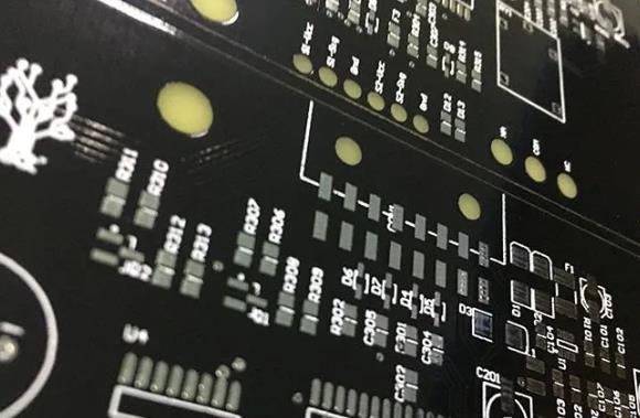 絲印位號設(shè)計(jì)錯(cuò)誤會(huì)影響PCBA貼片加工嗎？